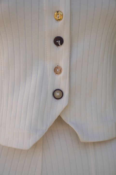 PREVENTA Polera Megathopa Crema