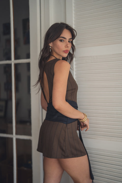 Vestido Calydon Café Líneas